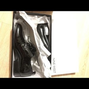 Nine West whole black loafer